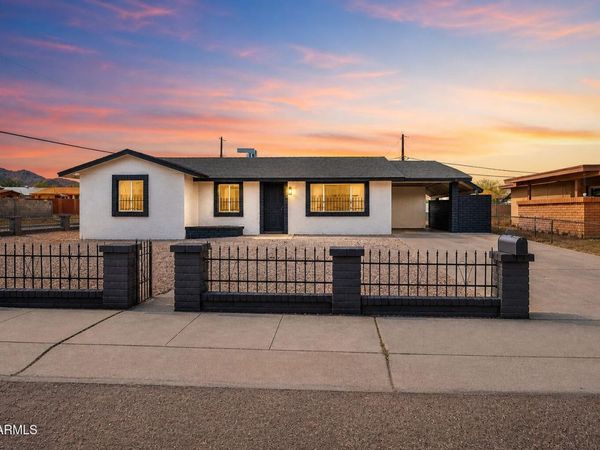 301 W DESERT Drive, Phoenix, AZ 85041