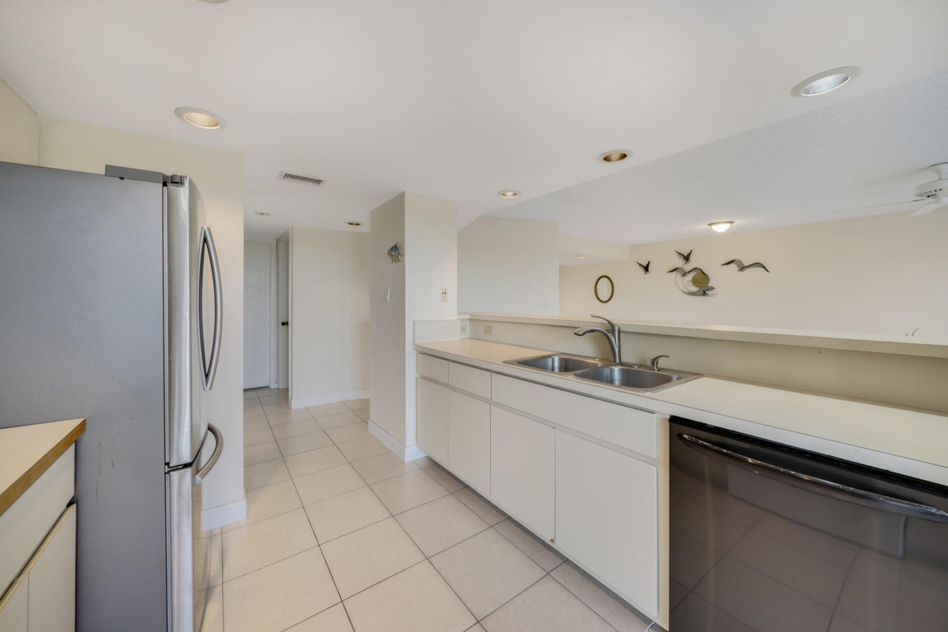 80450 Overseas Highway, Unit 204, Islamorada, FL 33036 Photo