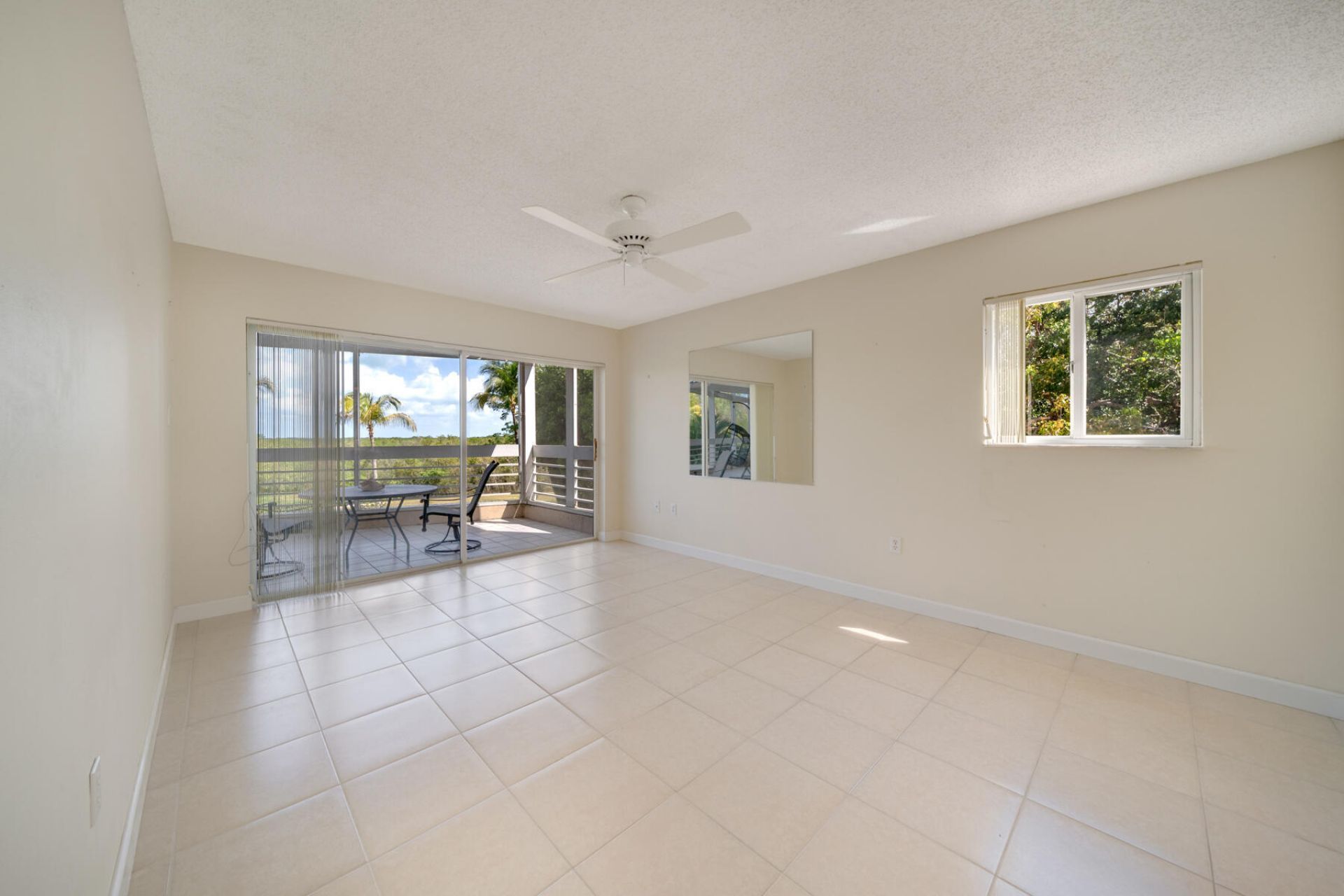 80450 Overseas Highway, Unit 204, Islamorada, FL 33036 Photo