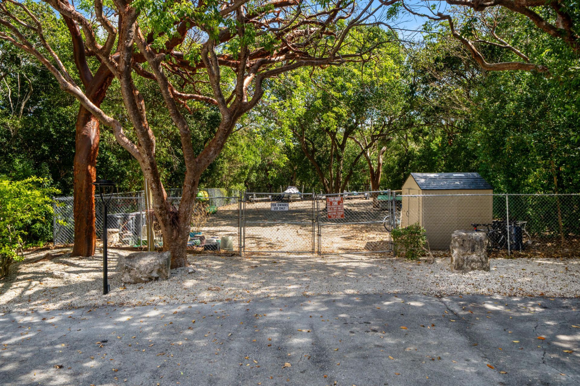 80450 Overseas Highway, Unit 204, Islamorada, FL 33036 Photo