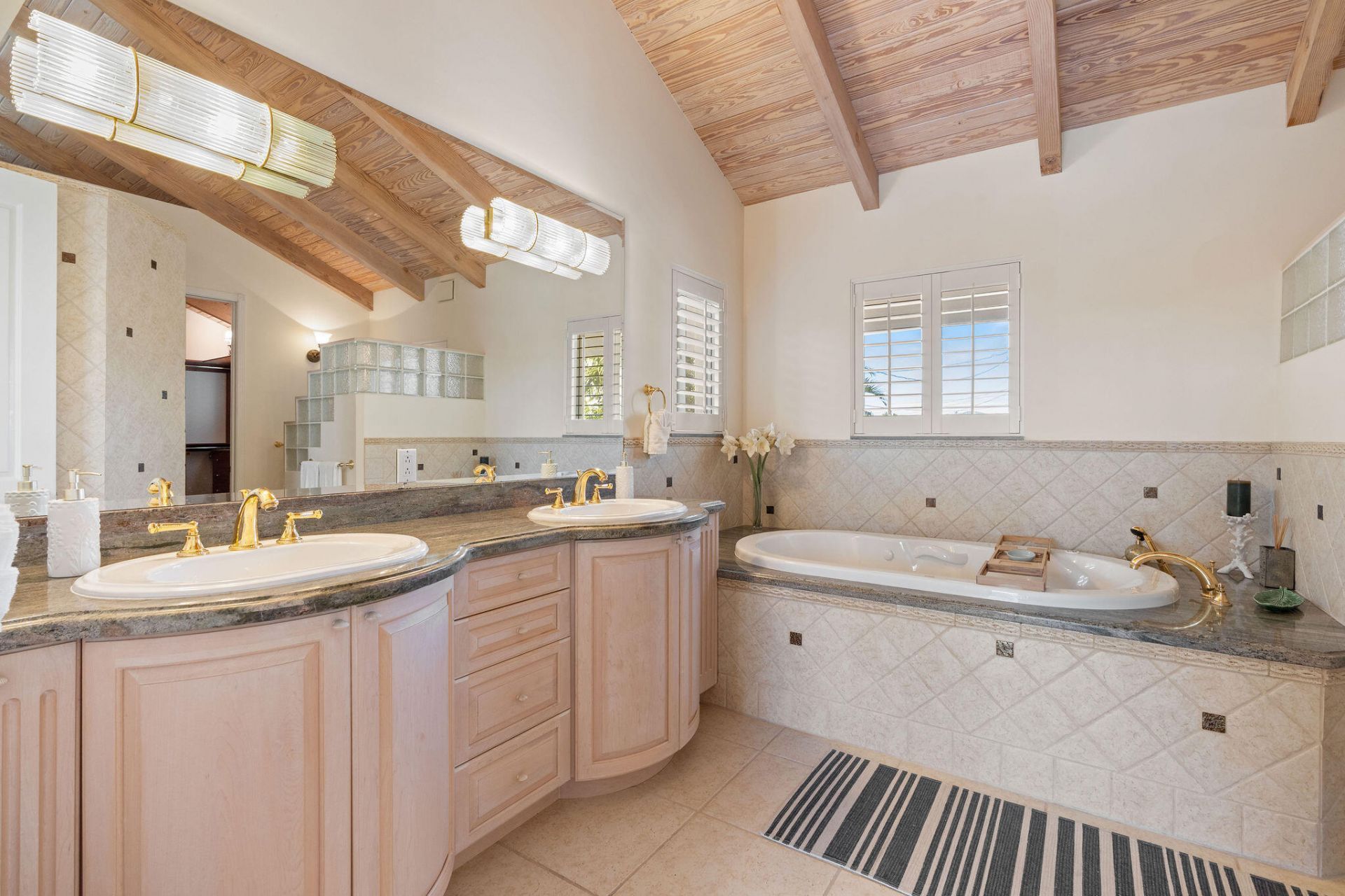 44 W Plaza Del Lago, Islamorada, FL 33036 Photo