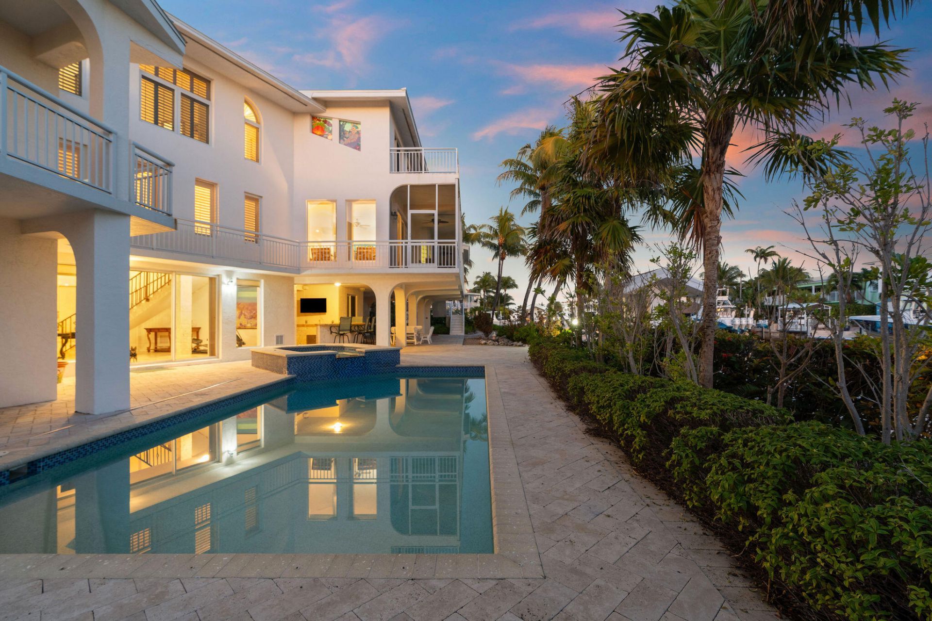 44 W Plaza Del Lago, Islamorada, FL 33036 Photo