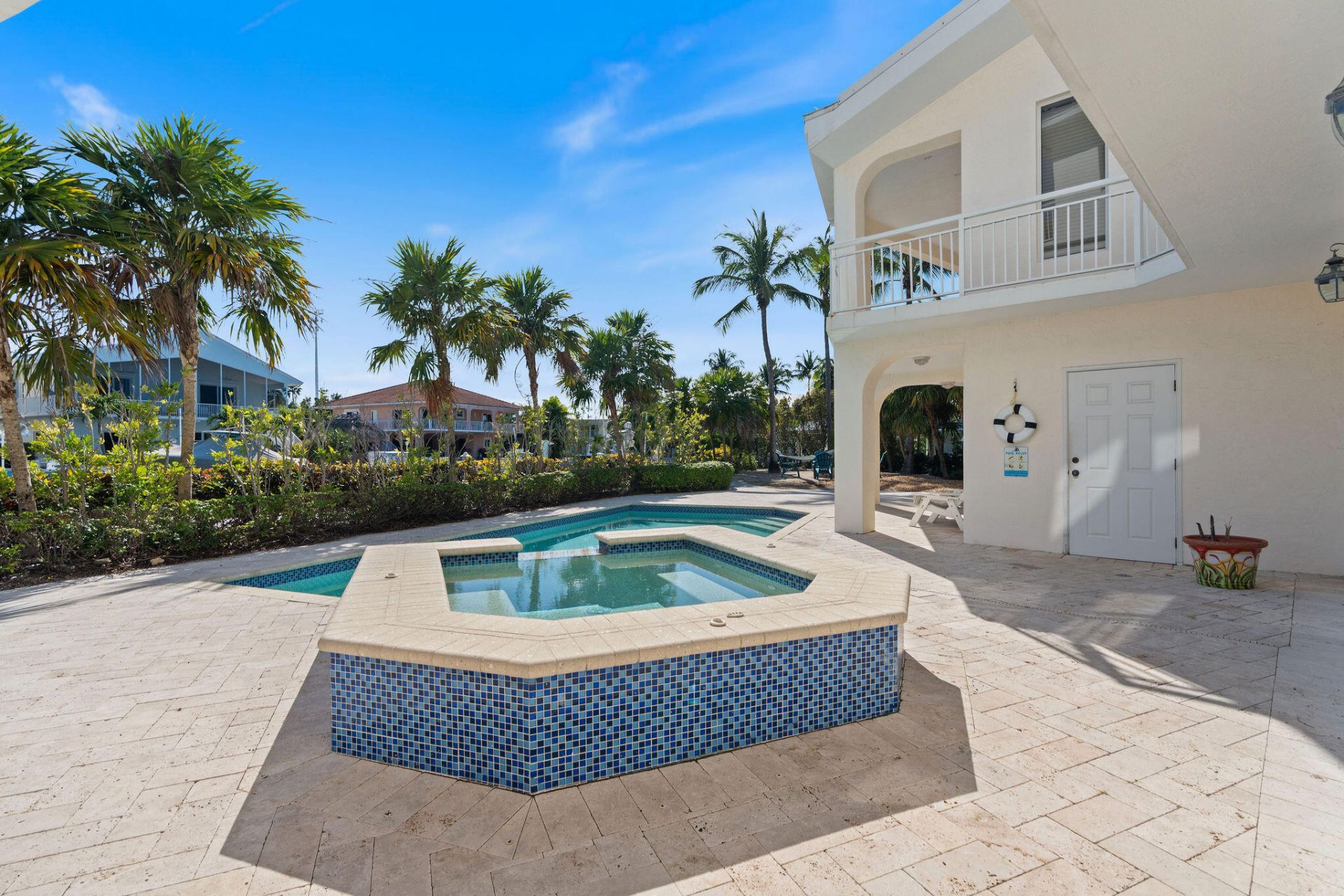 44 W Plaza Del Lago, Islamorada, FL 33036 Photo