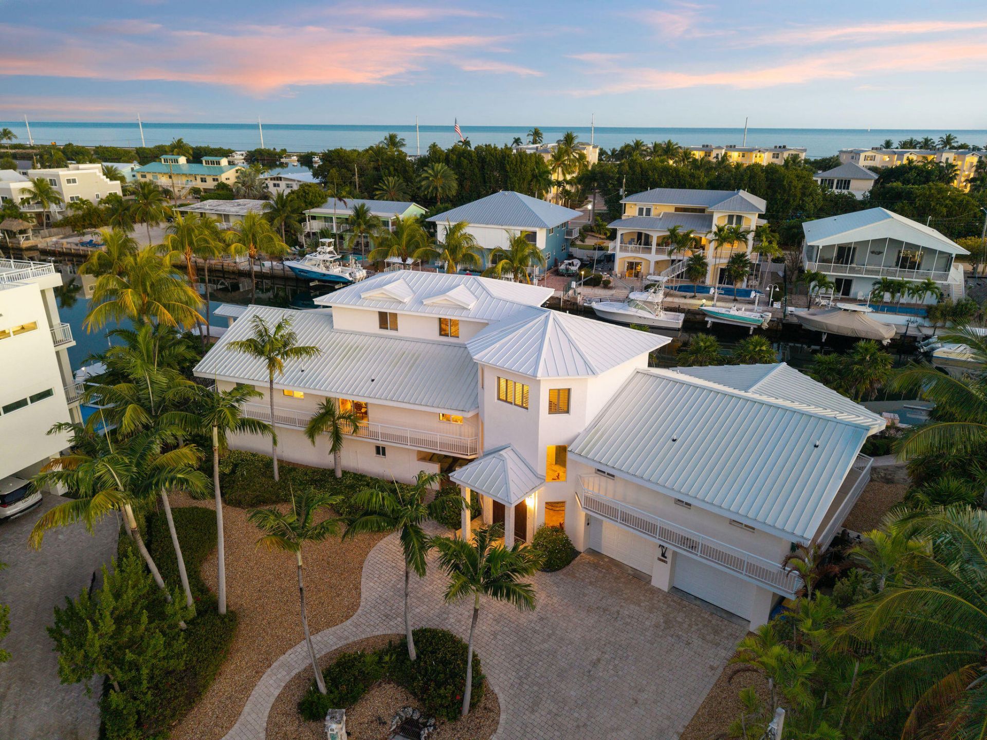 44 W Plaza Del Lago, Islamorada, FL 33036 Photo