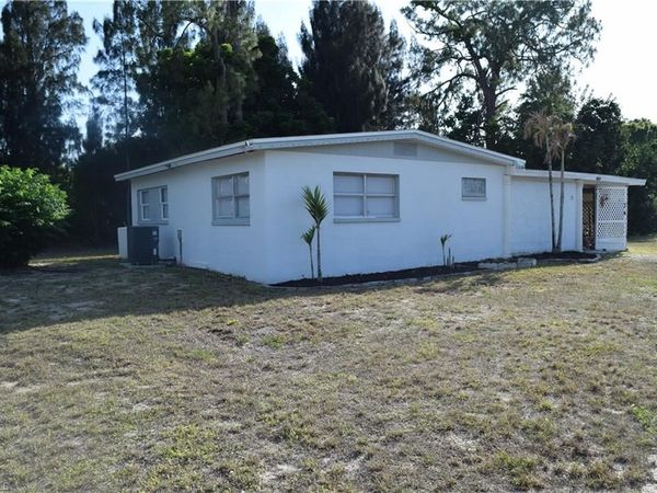 17 Colorado RD , LEHIGH ACRES, FL 33936