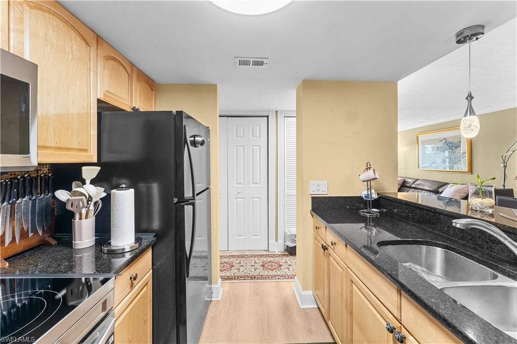 2885 Palm Beach Blvd, Unit 507, Fort Myers, FL 33916 Photo