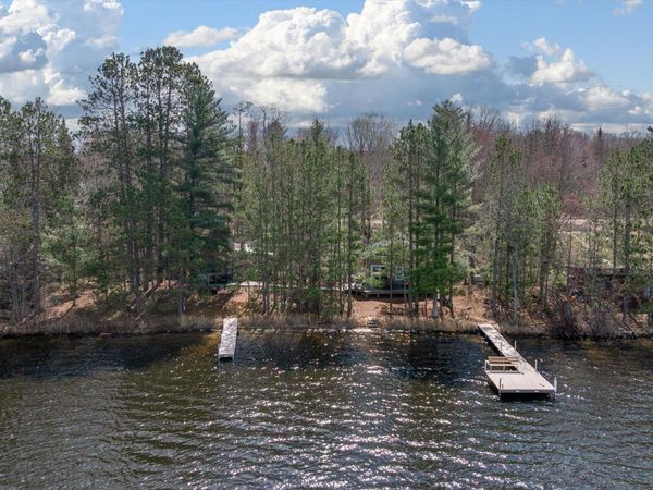 10401 Vermillion Point Drive NE, Deer River, MN 56636