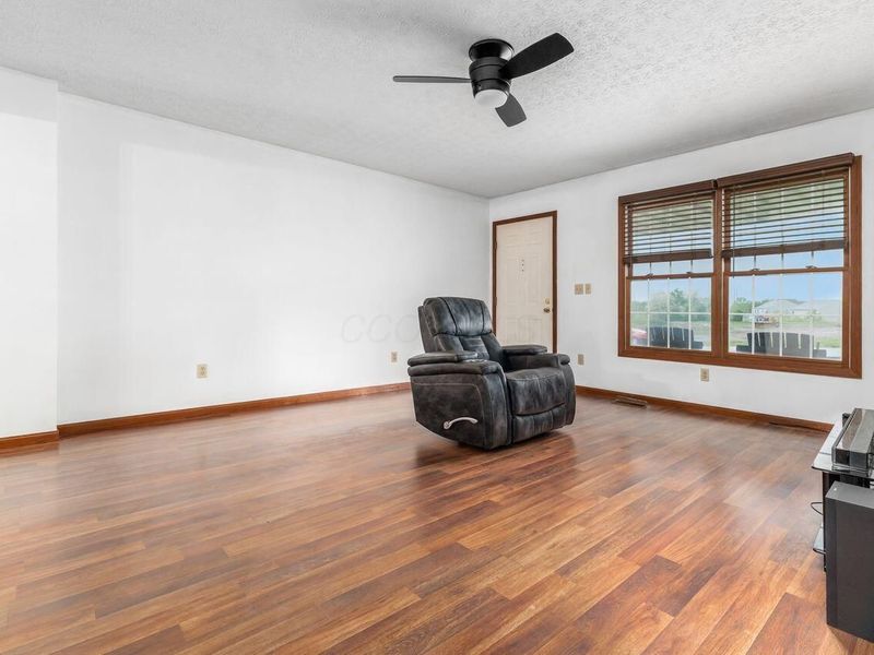 6159 Watkins Road SW, Pataskala, OH 43062 Photo 11