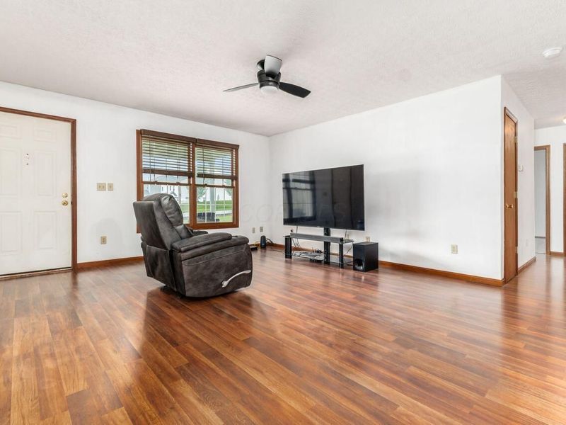 6159 Watkins Road SW, Pataskala, OH 43062 Photo 12