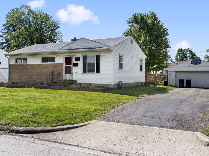 5385 Morning Drive, Hilliard, OH 43026 Photo 3
