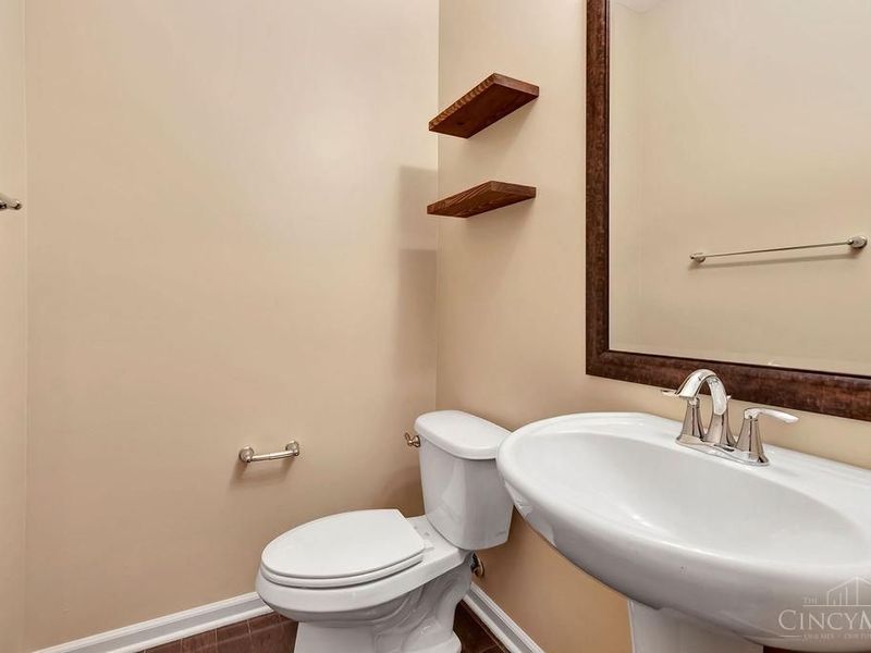 9563 Cobblestone Walk, West Chester, OH 45069 Photo 12