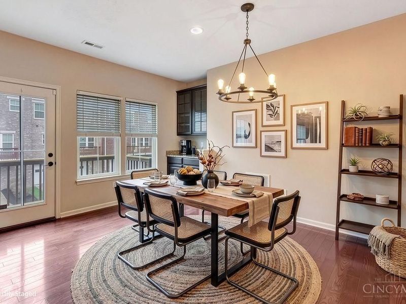 9563 Cobblestone Walk, West Chester, OH 45069 Photo 12