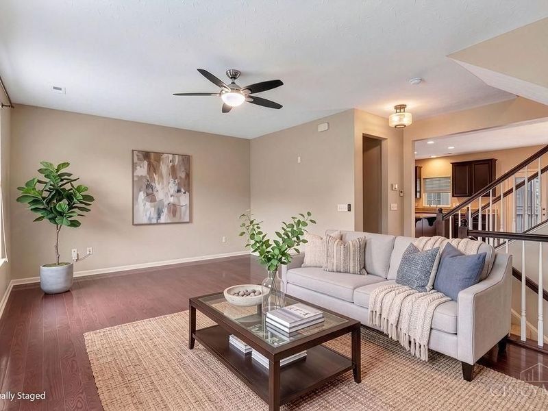 9563 Cobblestone Walk, West Chester, OH 45069 Photo 5