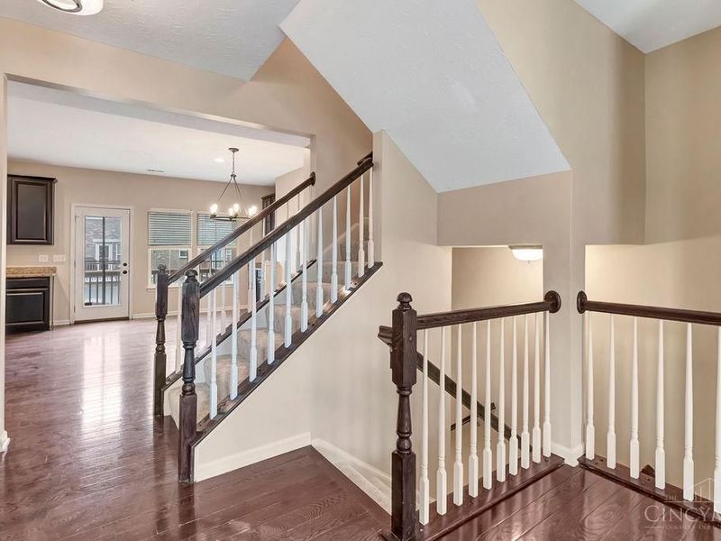 9563 Cobblestone Walk, West Chester, OH 45069 Photo 7