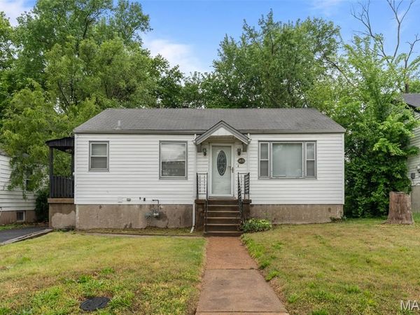 10175 Cloverdale Drive , St Louis, MO 63136