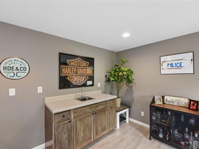 4223 Hunting Hawk Drive, Turtlecreek Township, OH 45036 Photo 48