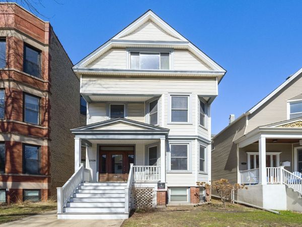 2108 W Addison Street , Chicago, IL 60618