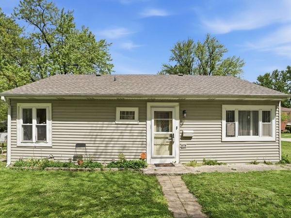 16784 Trapet Avenue, Hazel Crest, IL 60429