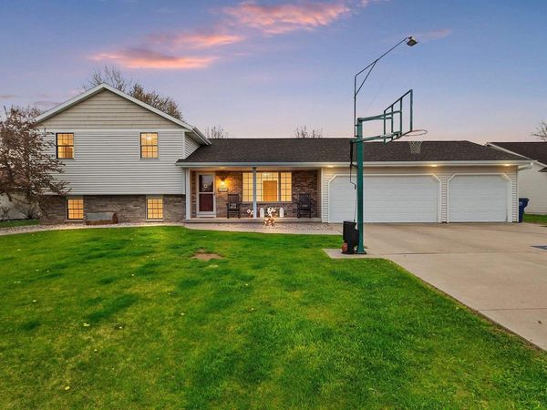 N1224 BOBWHITE DRIVE, Greenville, WI 54942