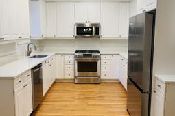 1421 N Point photo 4