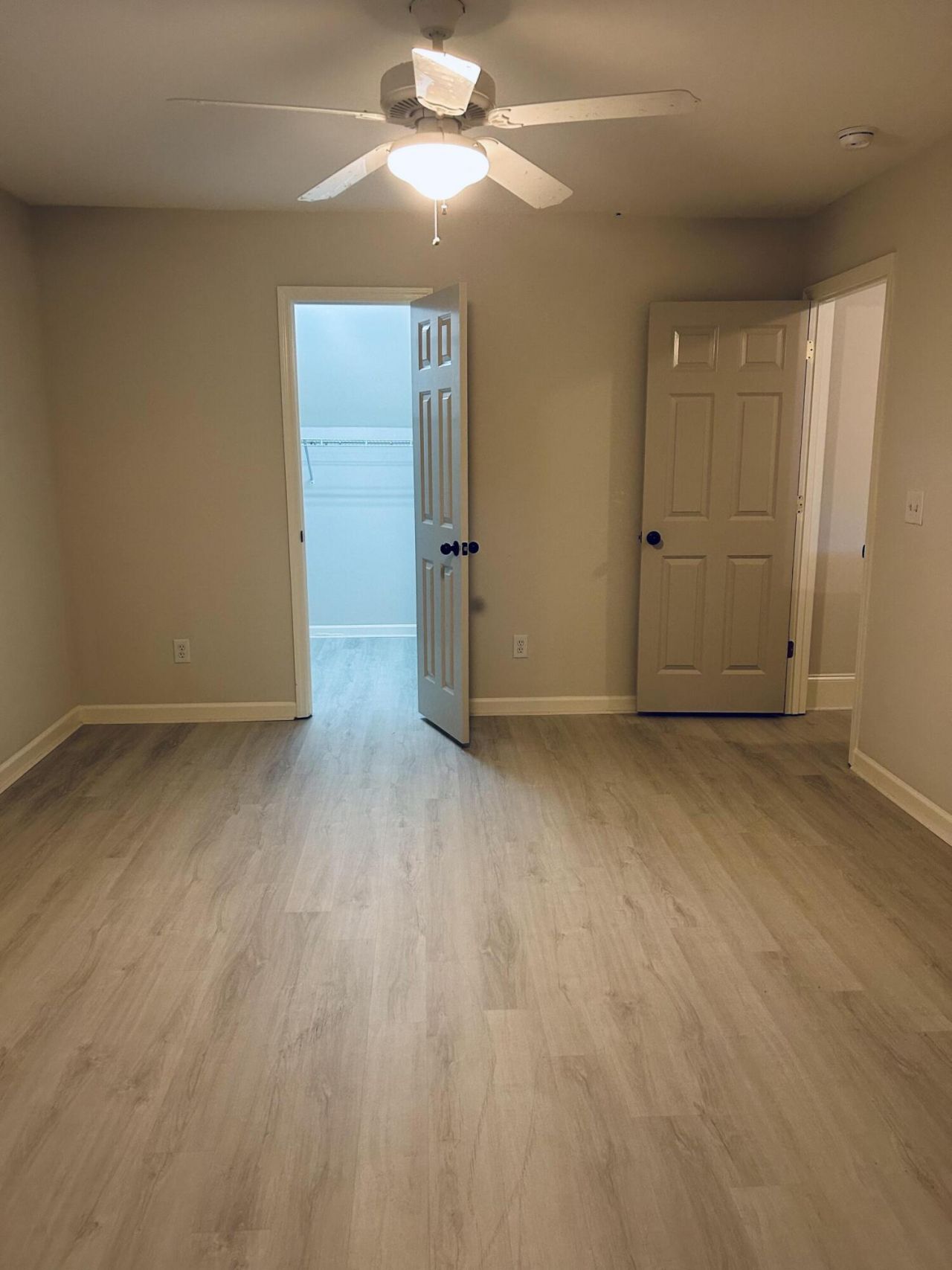 1421 N Point Photo 21