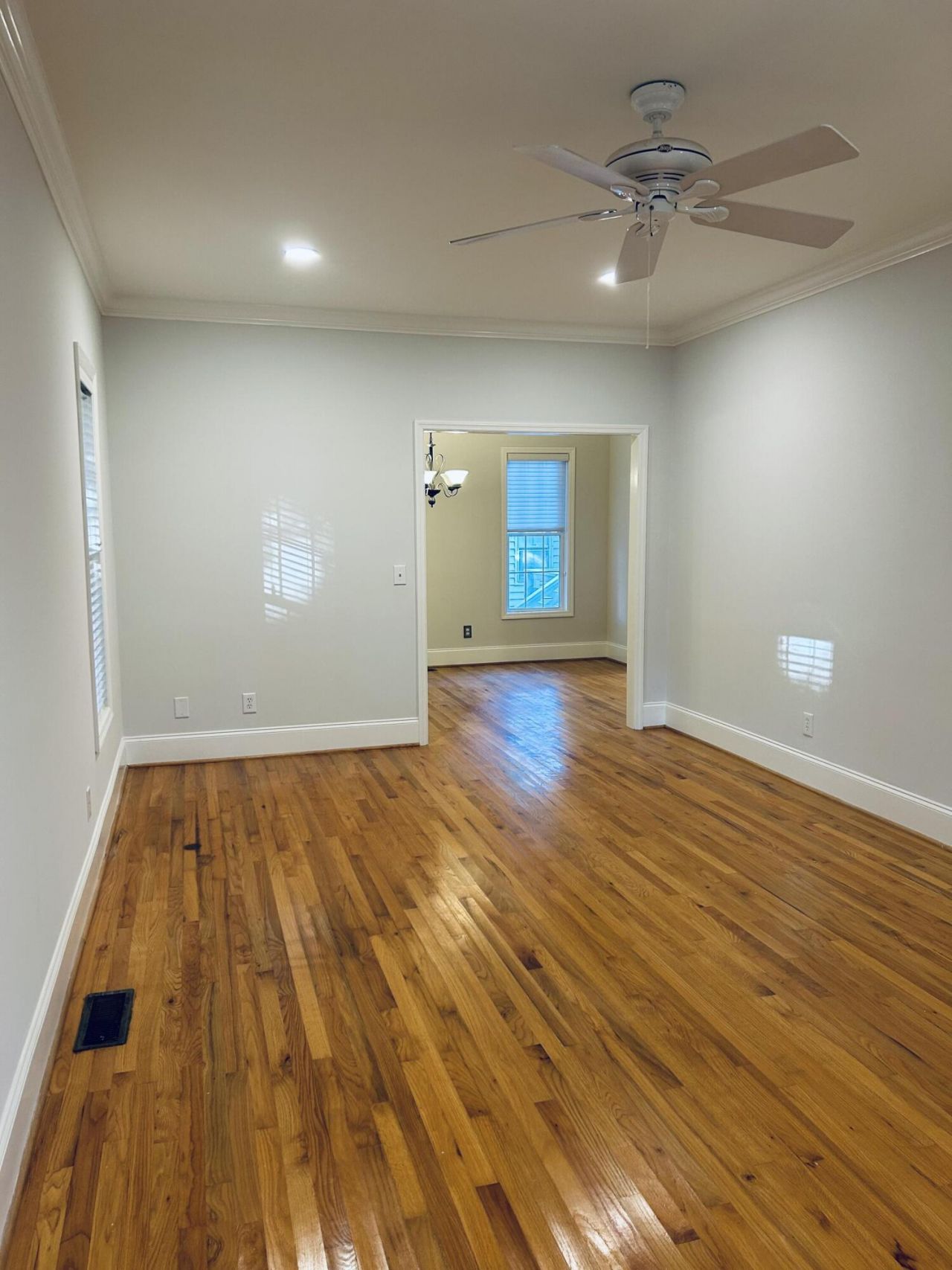 1421 N Point Photo 9