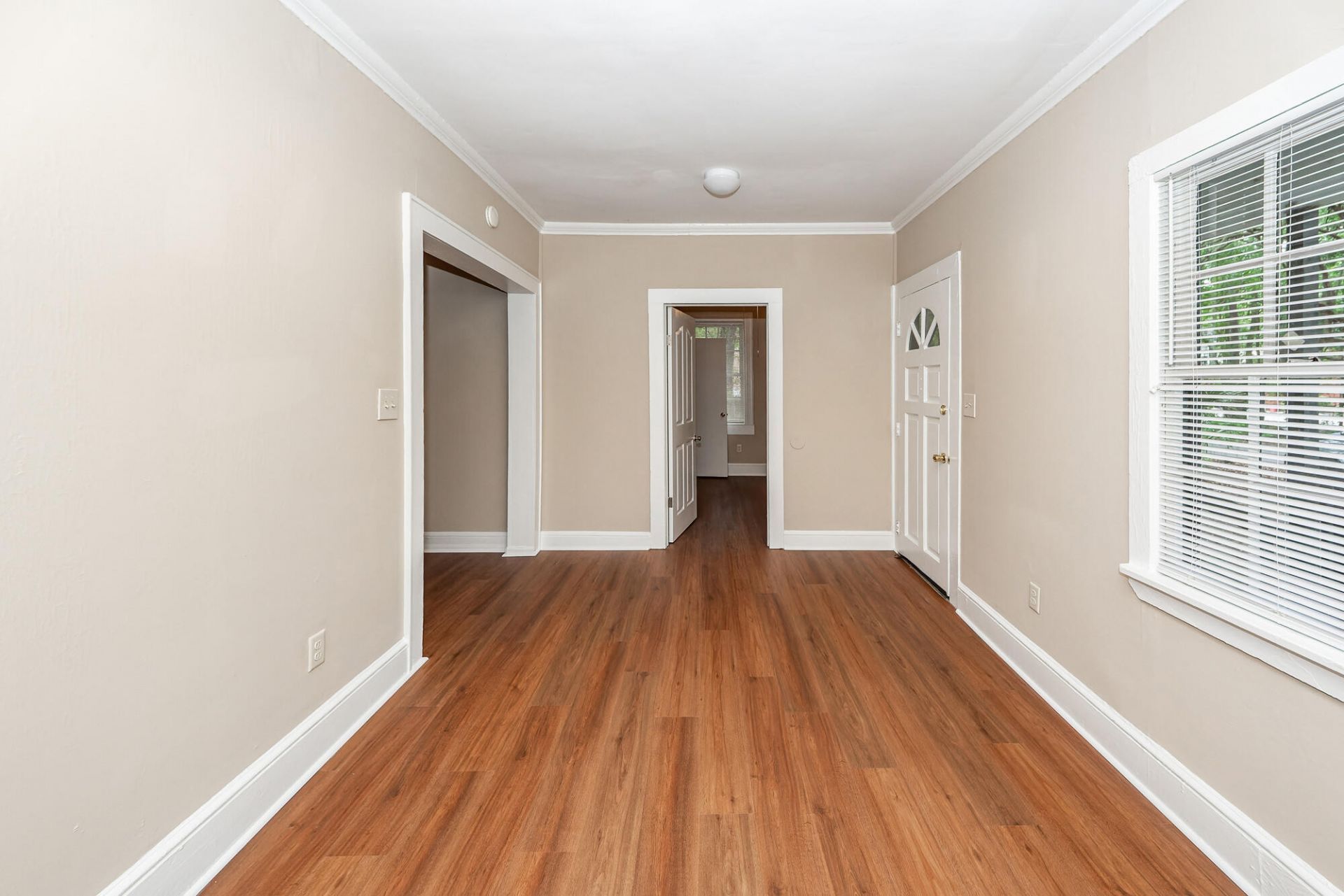 1623 Juniper Street Photo 10