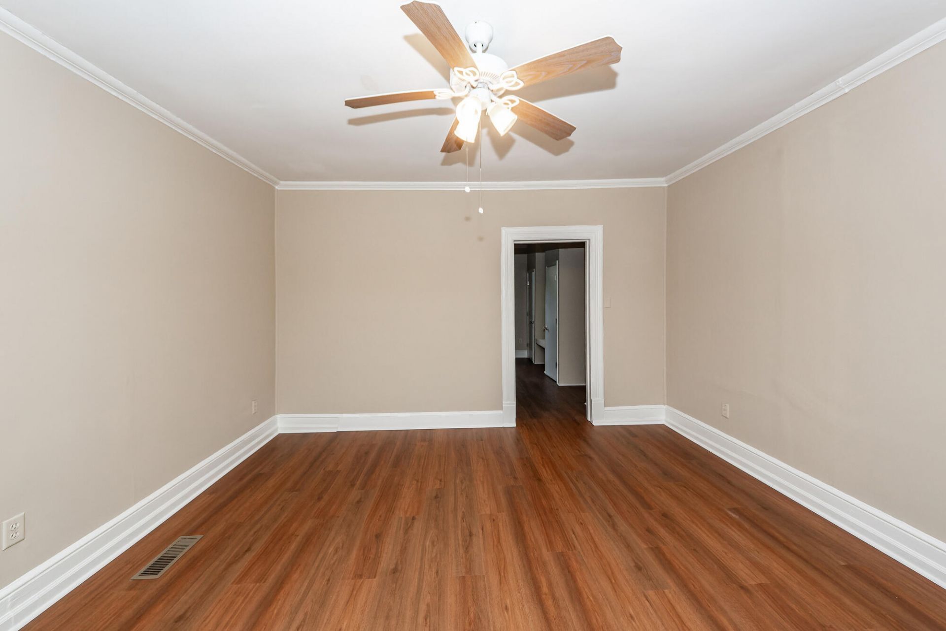 1623 Juniper Street Photo 11