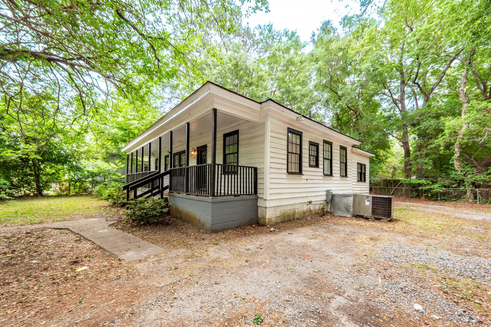 1623 Juniper Street Photo 31