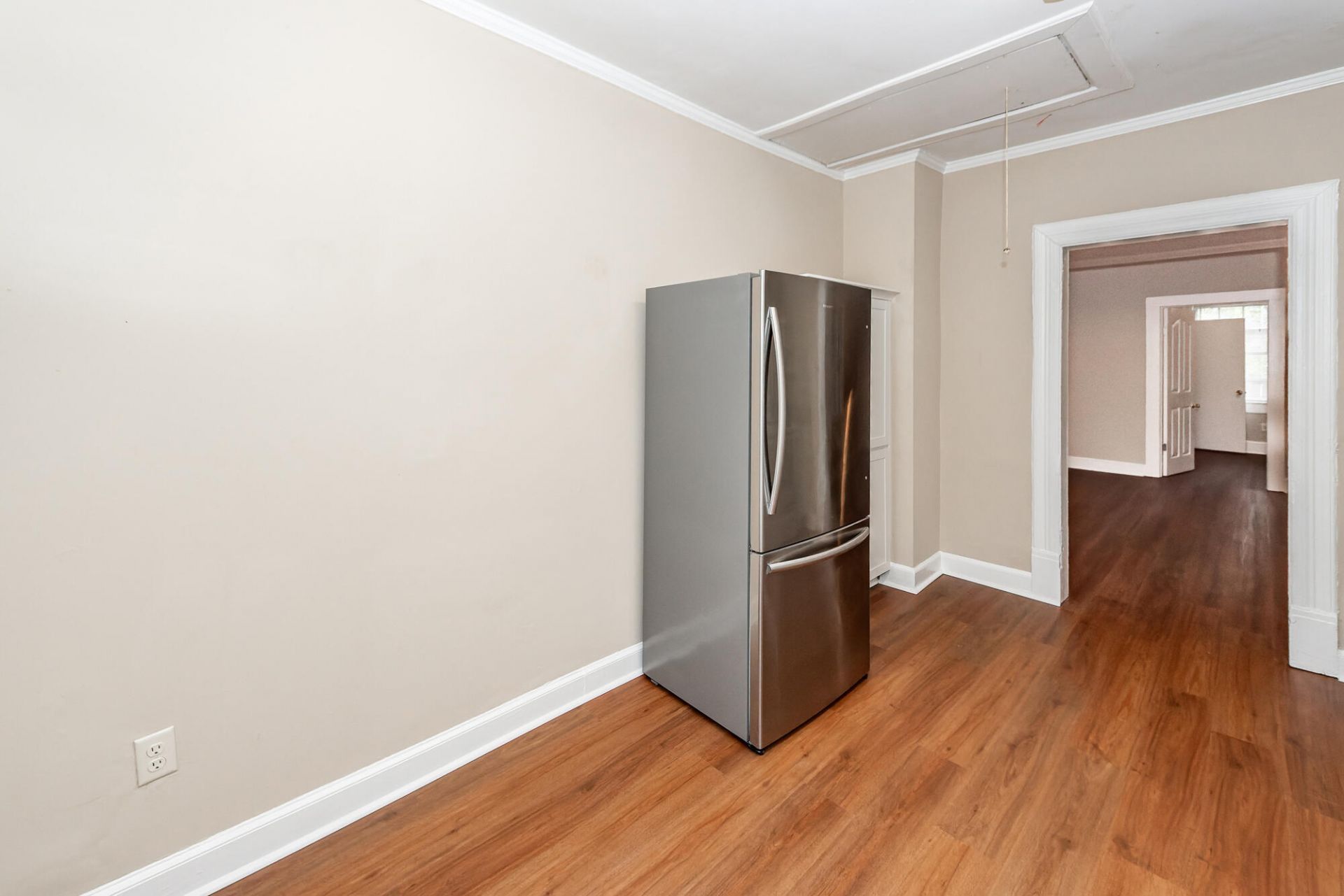 1623 Juniper Street Photo 9