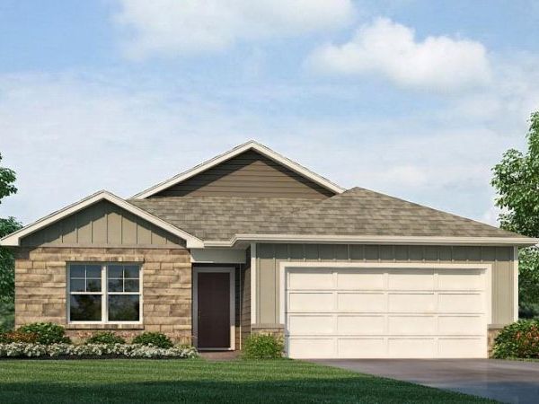 2105 Creek View Lane, Raymore, MO 64083