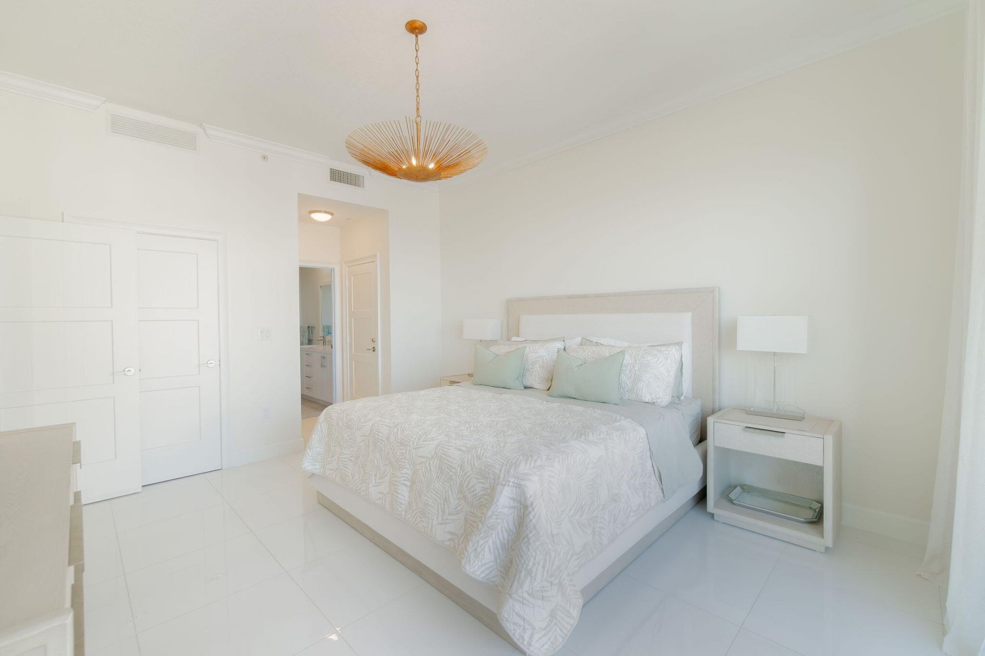 550 Okeechobee Boulevard, Unit Uph-15, West Palm Beach, FL 33401 Photo