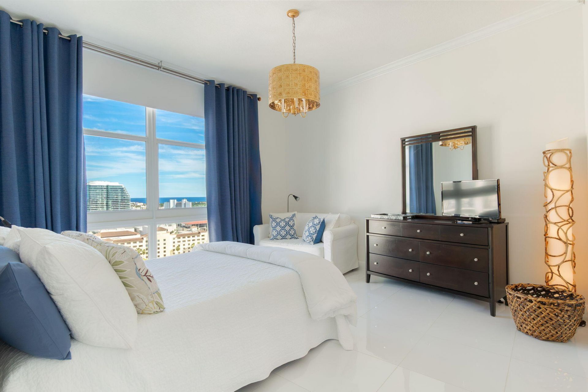550 Okeechobee Boulevard, Unit Uph-15, West Palm Beach, FL 33401 Photo