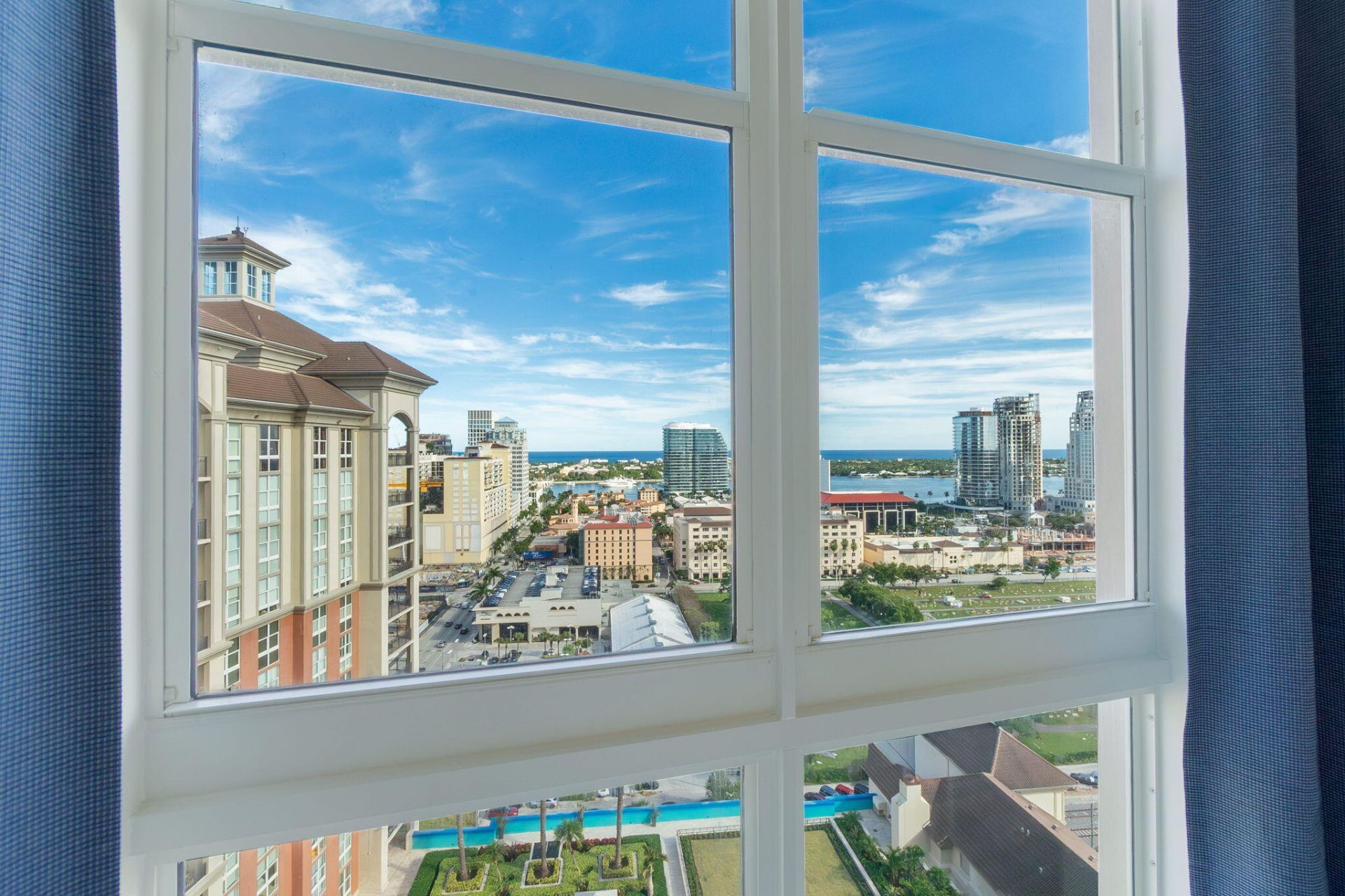 550 Okeechobee Boulevard, Unit Uph-15, West Palm Beach, FL 33401 Photo