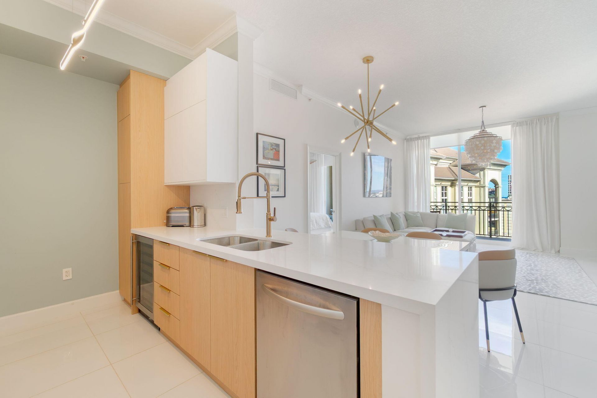 550 Okeechobee Boulevard, Unit Uph-15, West Palm Beach, FL 33401 Photo