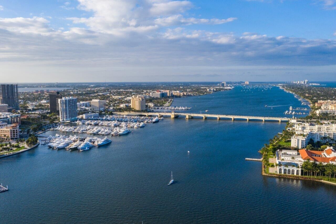 550 Okeechobee Boulevard, Unit Uph-15, West Palm Beach, FL 33401 Photo