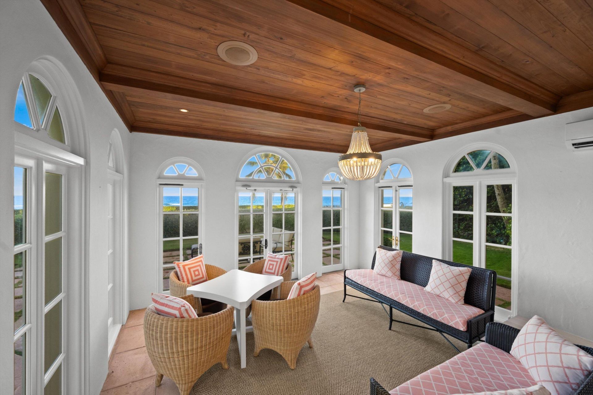 240 N Ocean Boulevard, Palm Beach, FL 33480 Photo