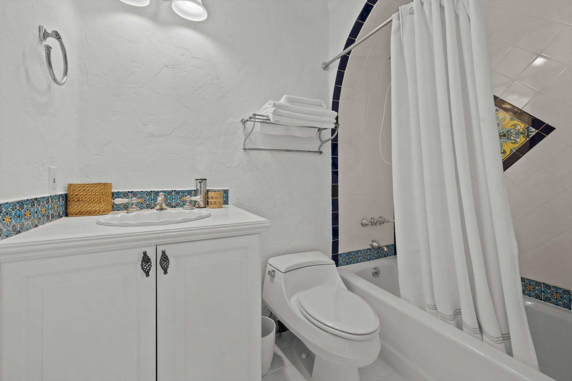 240 N Ocean Boulevard, Palm Beach, FL 33480 Photo