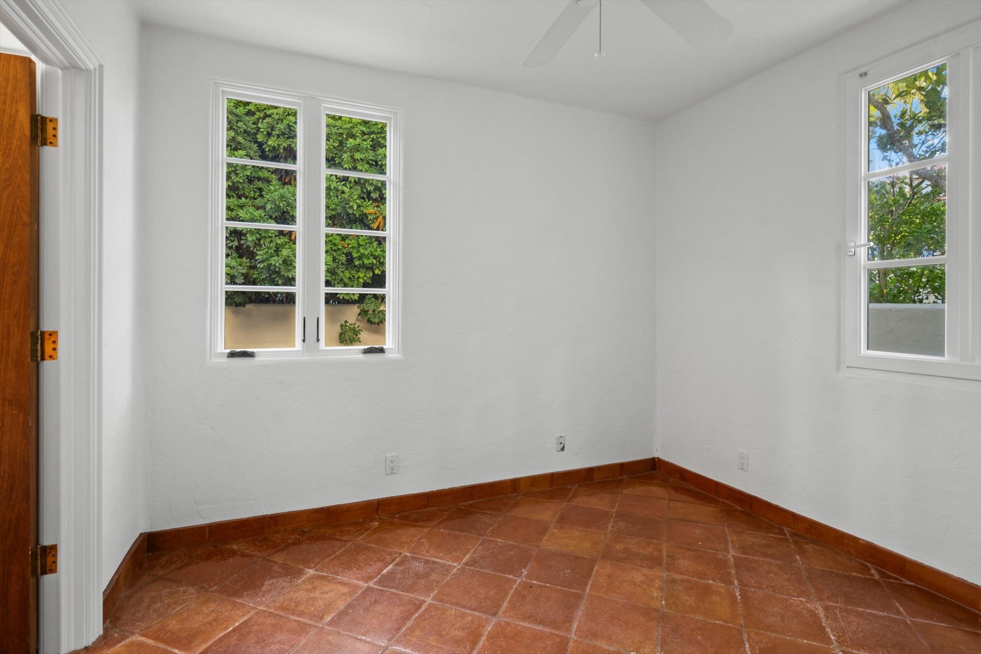 240 N Ocean Boulevard, Palm Beach, FL 33480 Photo