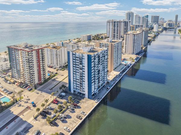 1400 S Ocean Drive, Unit 1702, Hollywood, FL 33019