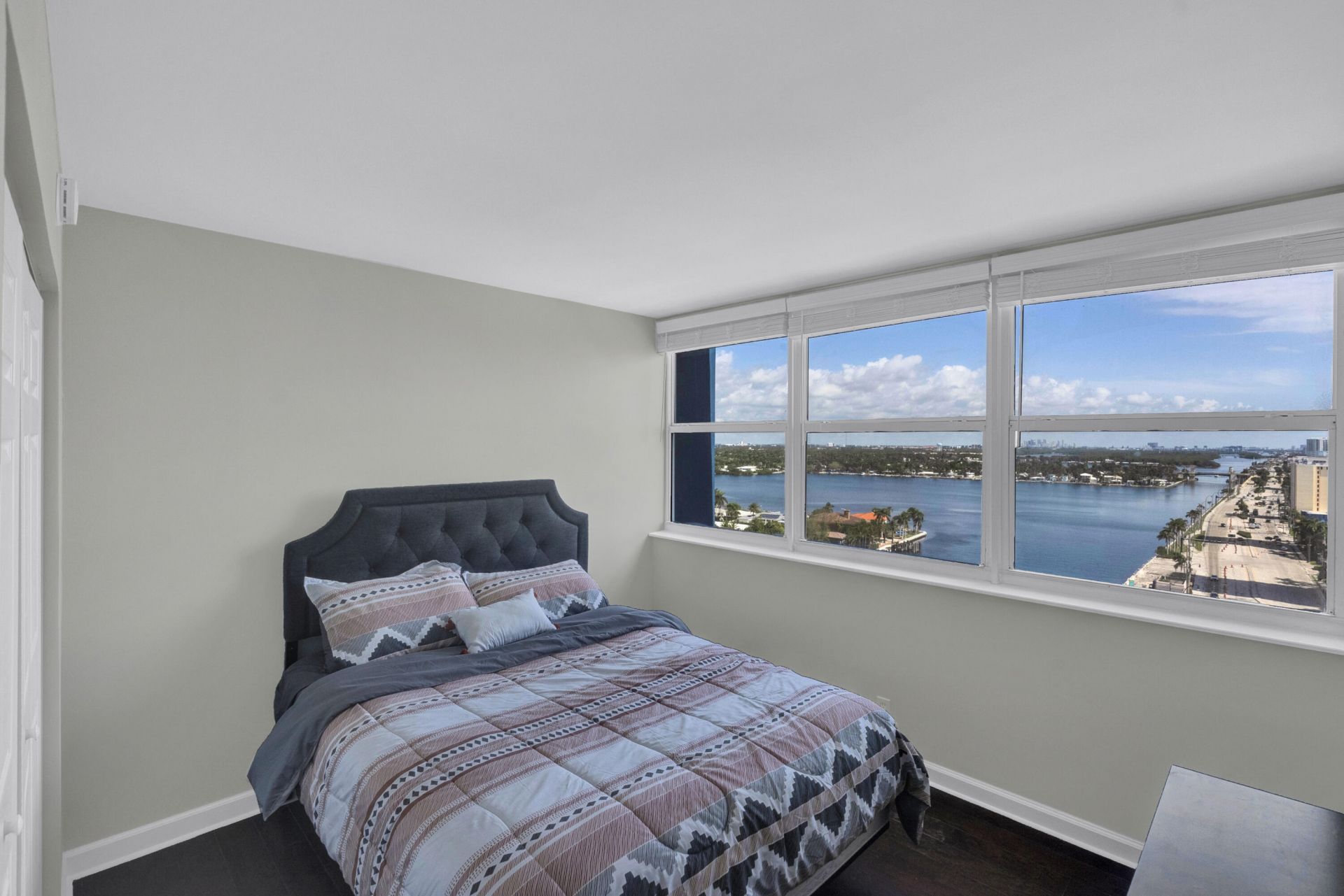 1400 S Ocean Drive, Unit 1702, Hollywood, FL 33019 Photo