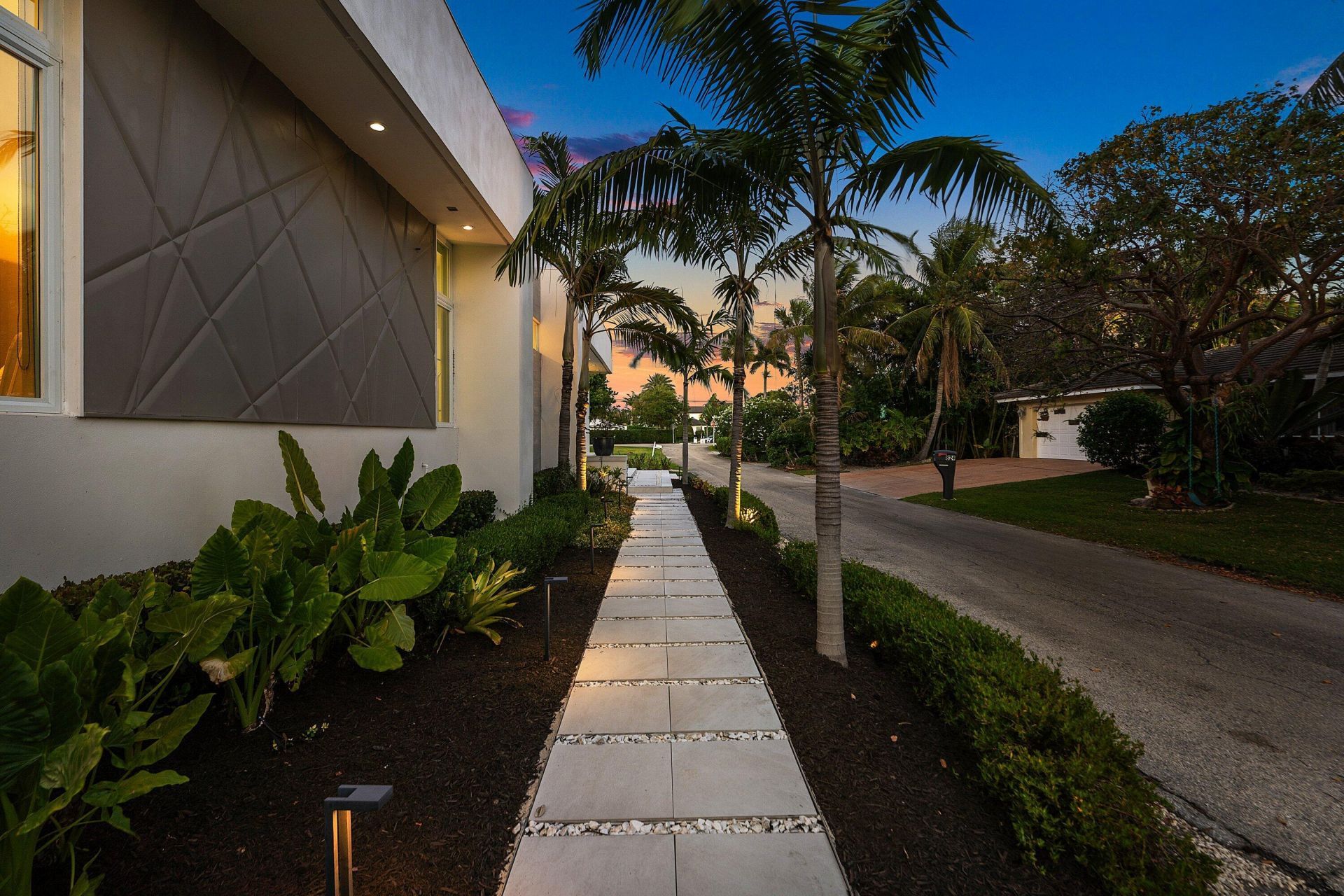 823 W Oyster Lane, Lantana, FL 33462 Photo