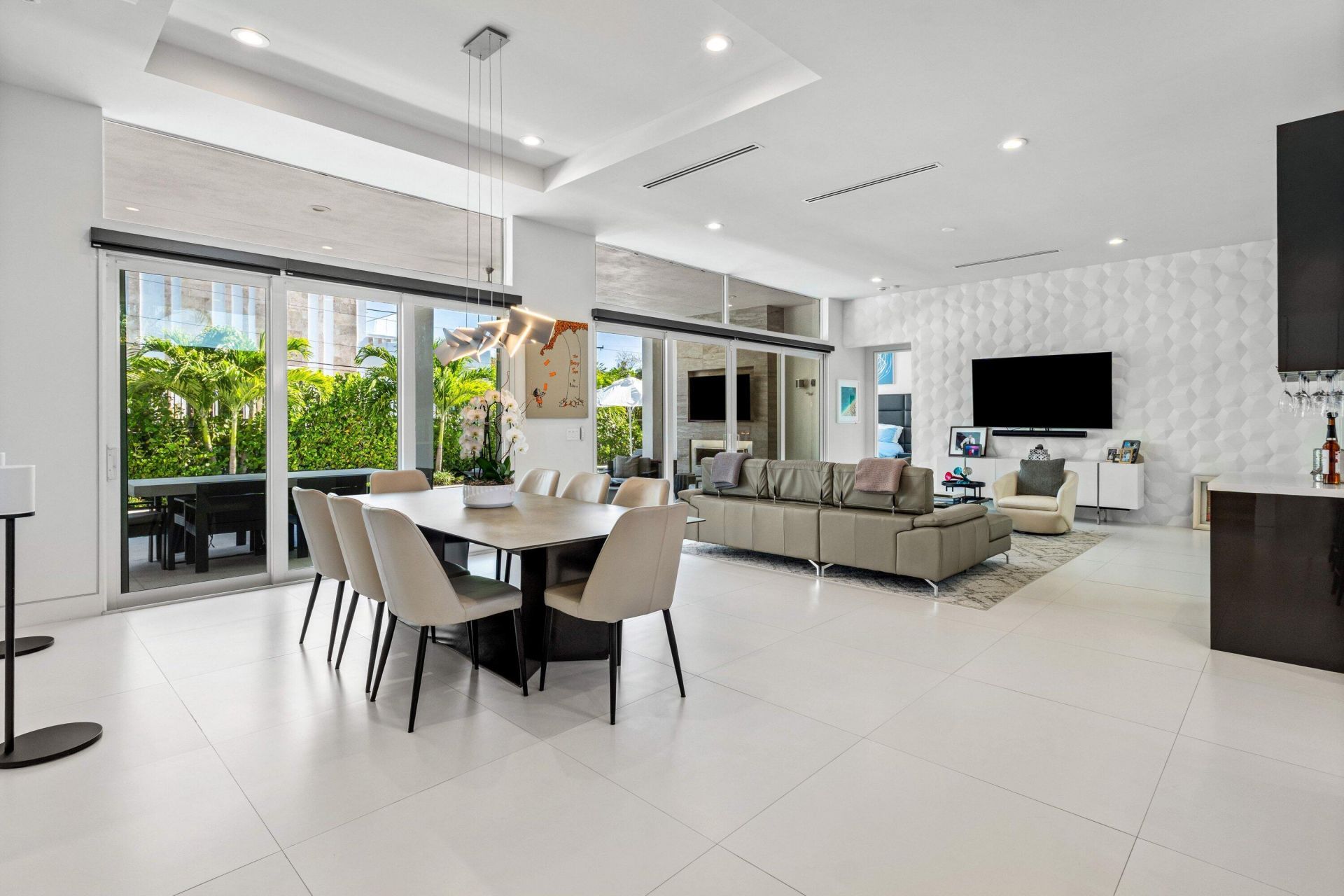 823 W Oyster Lane, Lantana, FL 33462 Photo