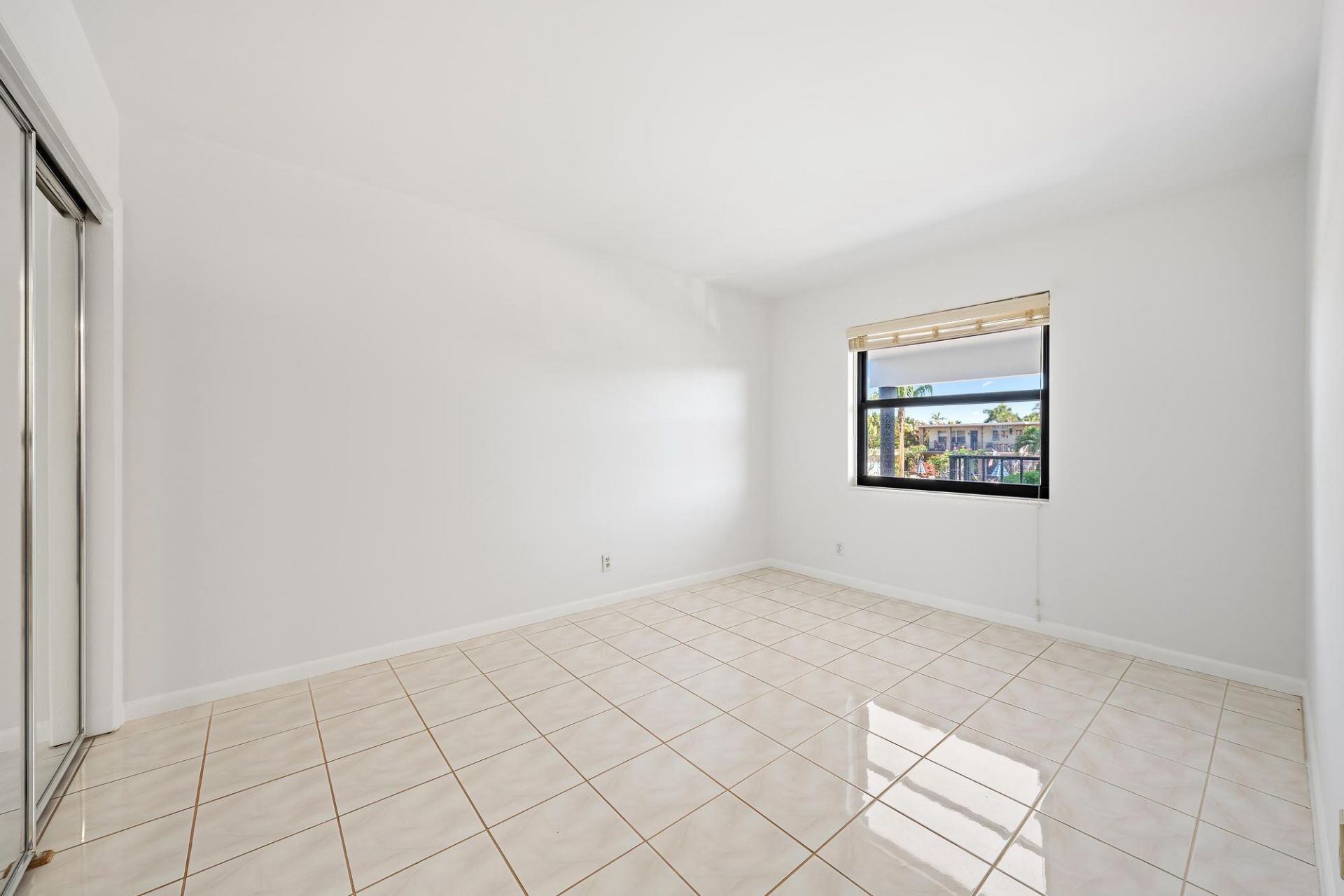 300 Inlet Way, Unit 3, Palm Beach Shores, FL 33404 Photo