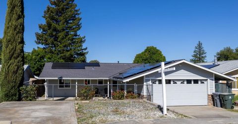 3965 Creekside Pl, Auburn, CA 95602 Photo