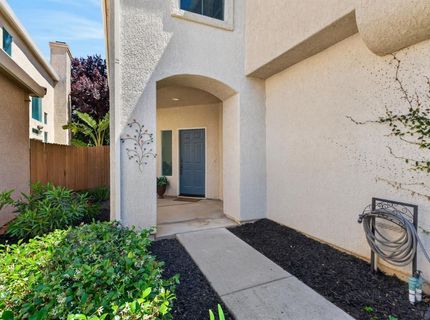 9087 Trumbauer Way, Elk Grove, CA 95758 Photo
