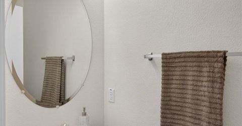 9087 Trumbauer Way, Elk Grove, CA 95758 Photo