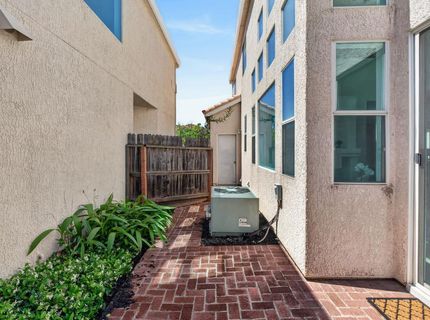 9087 Trumbauer Way, Elk Grove, CA 95758 Photo