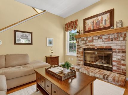 111 Hingham Squ, Folsom, CA 95630 Photo