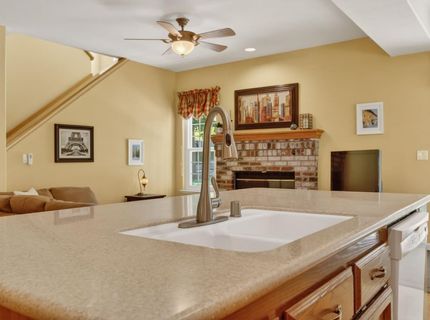 111 Hingham Squ, Folsom, CA 95630 Photo